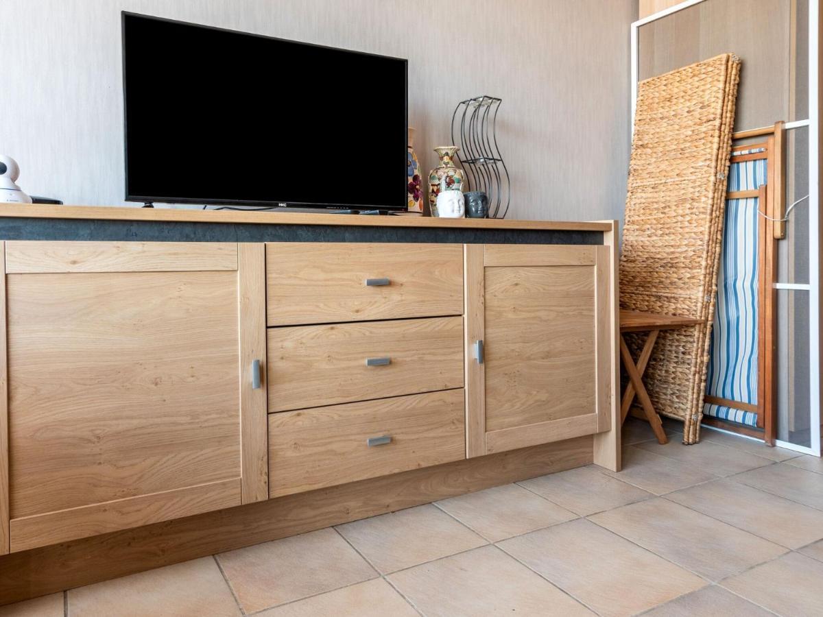 Contemporary Apartment In Oostende With Balcony 외부 사진