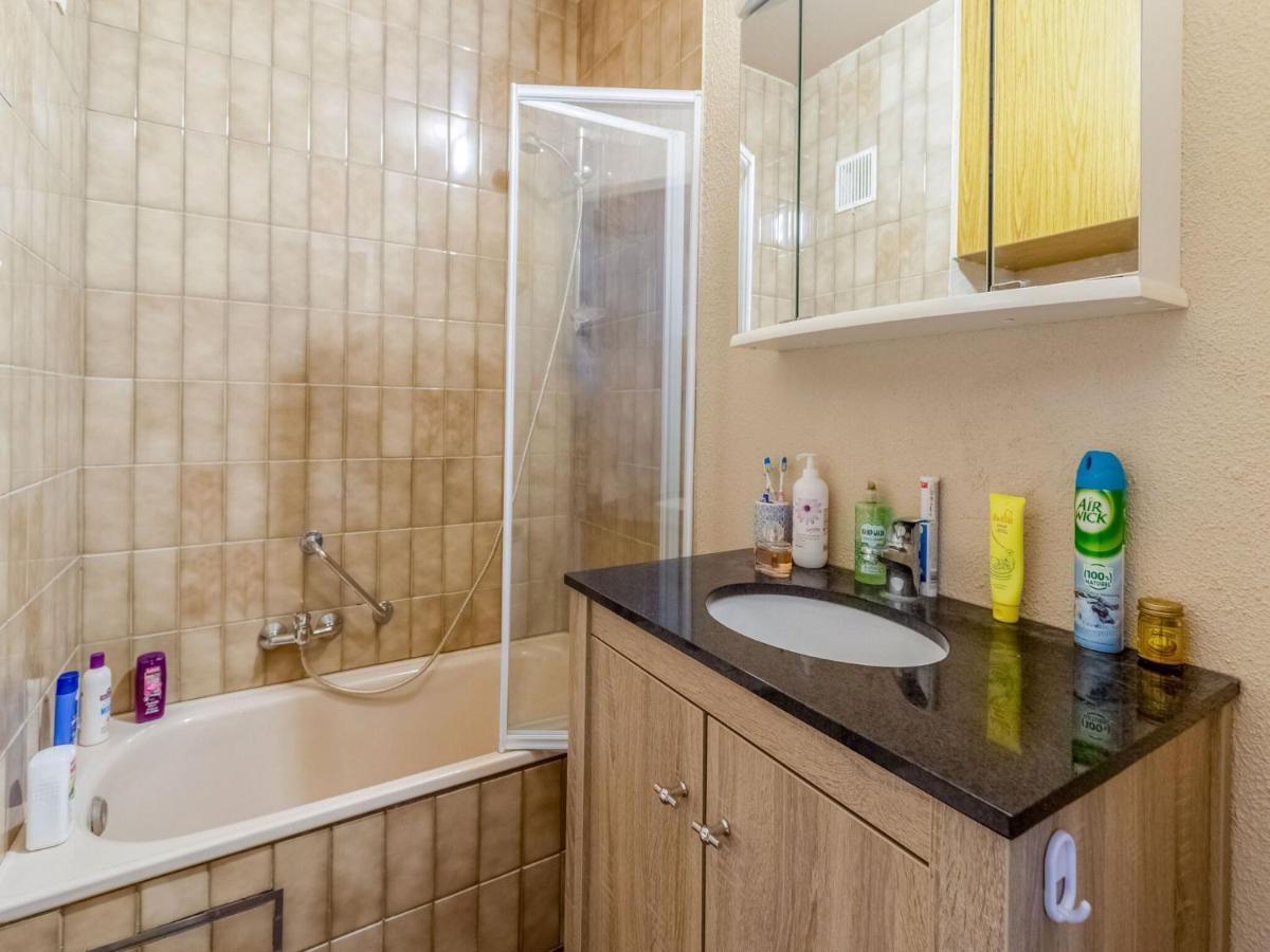 Contemporary Apartment In Oostende With Balcony 외부 사진